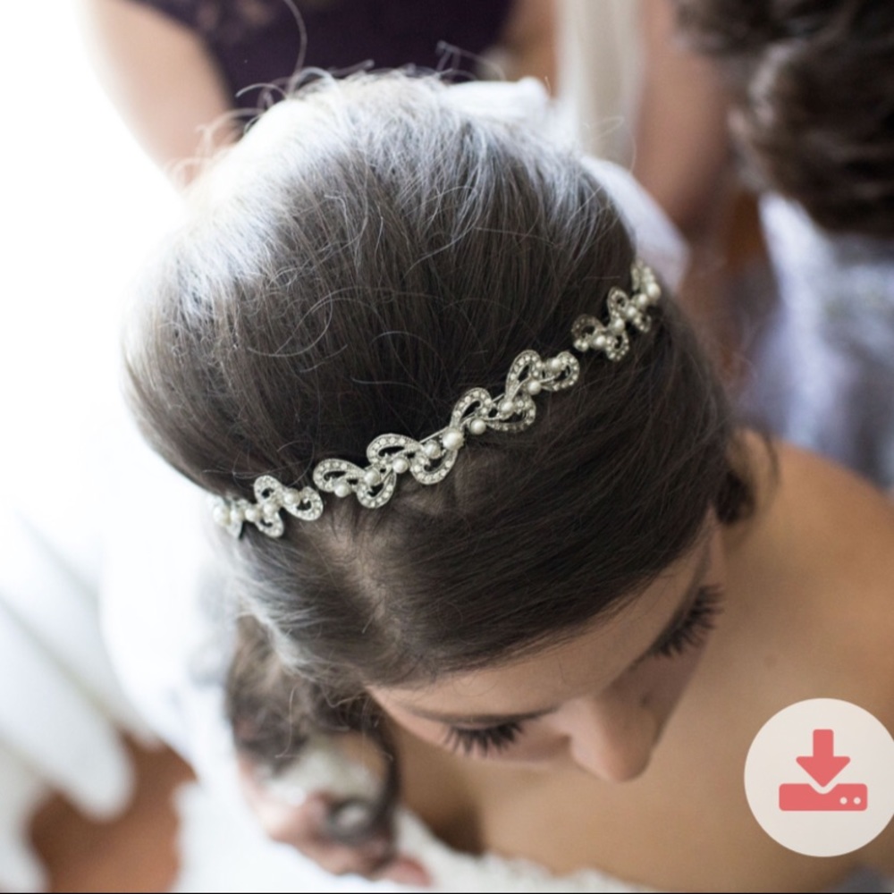 Pearl and diamond head band 👰🏻